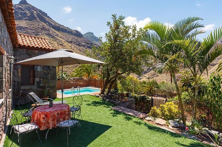 Vakantiehuis Komfortables Ferienhaus mit privatem Pool und i