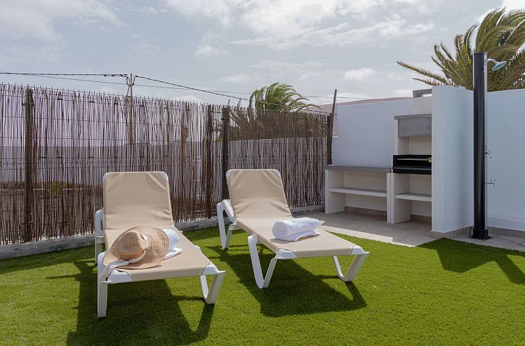 Vakantiehuis Modernes und helles Ferienhaus direkt am Meer, 