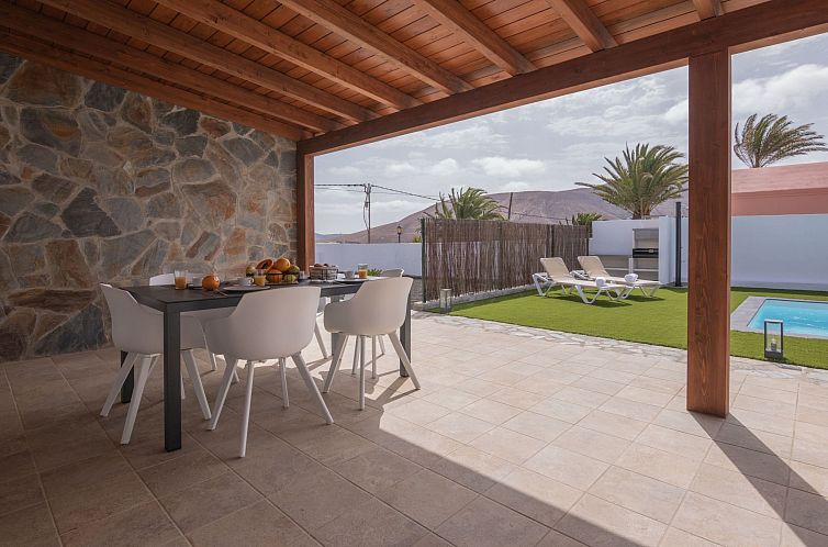 Vakantiehuis Modernes und helles Ferienhaus direkt am Meer, 