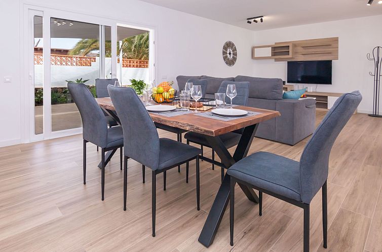 Vakantiehuis Modernes und helles Ferienhaus direkt am Meer, 