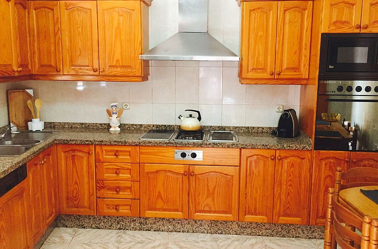 Vakantiehuis für 3 Personen  + 1 Kind ca. 180 m&sup2; in Al