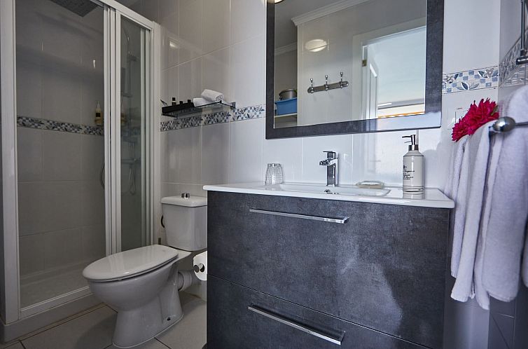 Appartement Modernes Strandapartment mit atemberaubendem Mee