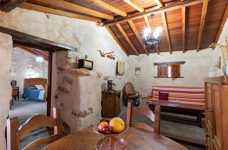 Vakantiehuis "Tamasite ajuy" mit Schwimmbad
