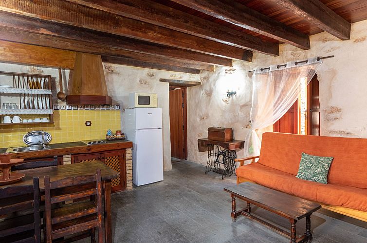 Vakantiehuis "Tamasite toto" mit Schwimmbad