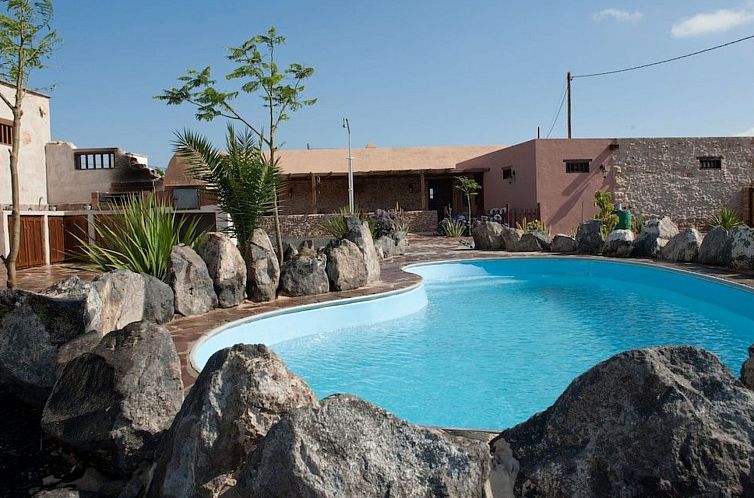 Vakantiehuis Kanarisches Haus mit privatem Pool und Garten
