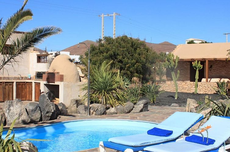 Vakantiehuis Typisches kanarisches Steinhaus mit privatem Po