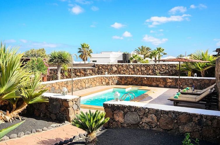 Vakantiehuis mit privatem Pool für 3 Personen + 1 Kind ca. 