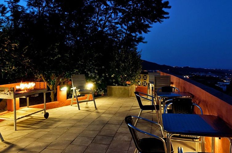 Vakantiehuis Finca mit Garten, Grill und Terrasse