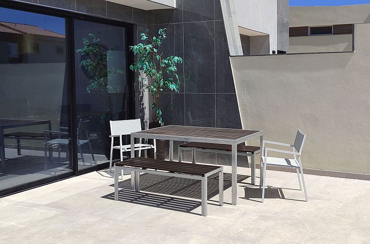 Vakantiehuis Luxuriöse Villa mit privatem Pool und Bergblic