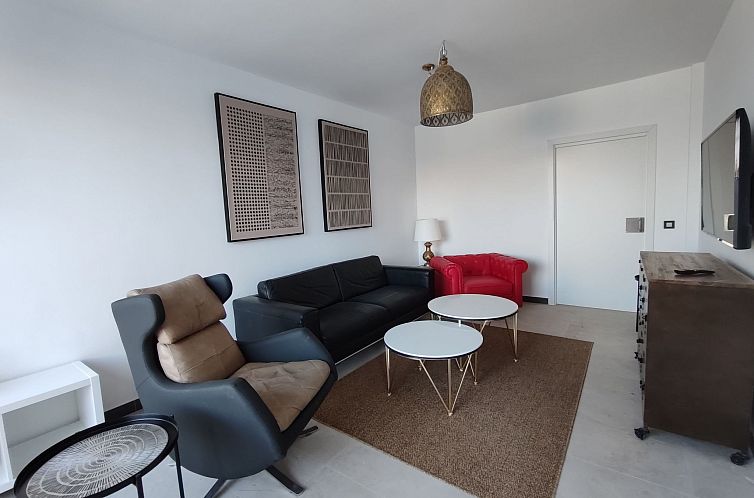 Vakantiehuis Luxuriöse Villa mit privatem Pool und Bergblic