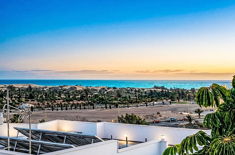 Vakantiehuis Luxuriöse Villa mit privatem Pool und Bergblic