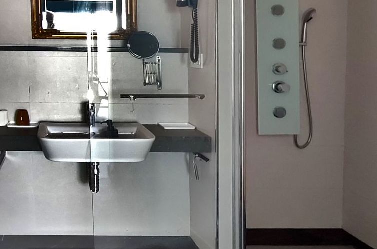 Vakantiehuis Atemberaubende Villa mit passender Aussicht