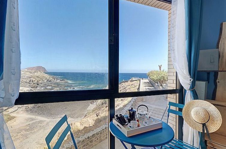 Appartement 'Los Abrigos' mit Pool