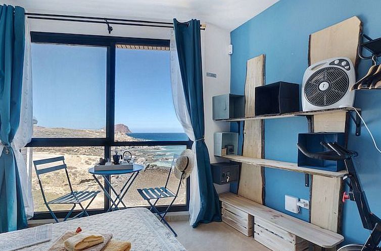 Appartement 'Los Abrigos' mit Pool