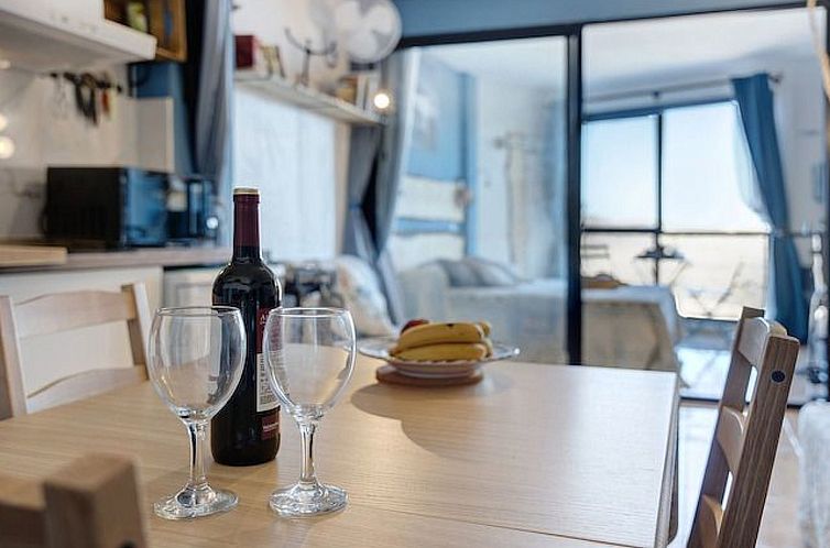 Appartement 'Los Abrigos' mit Pool