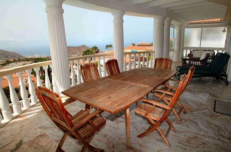Appartement Penthouse Vistamar mit beheiztem Gemeinschaftspo