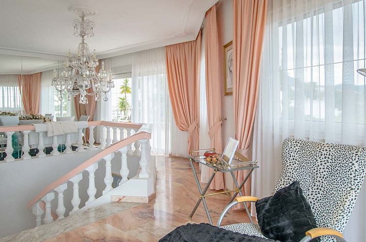 Vakantiehuis Villa mit beheizten Privat Pool und Meersicht