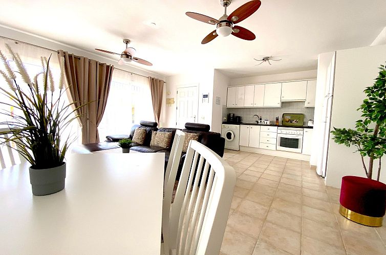 Appartement in Oasis Del Sur mit Privater Terrasse