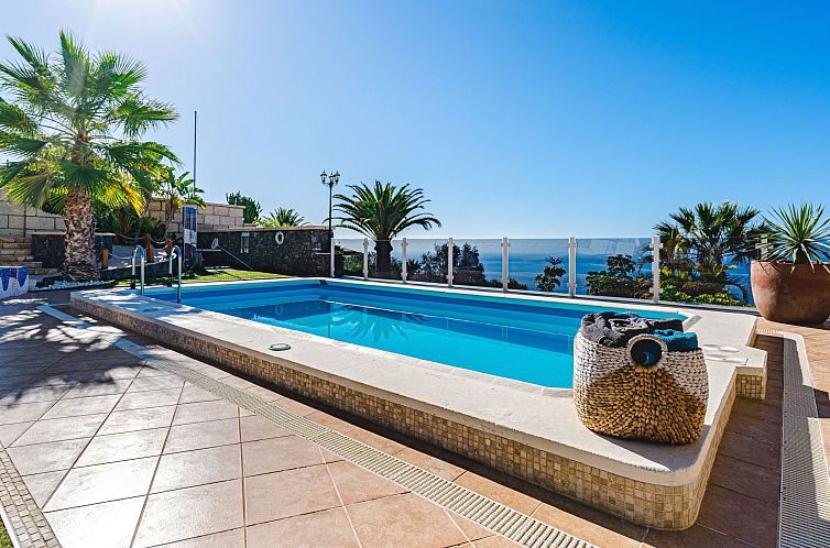 Vakantiehuis Luxusvilla mit fantastischem Meerblick