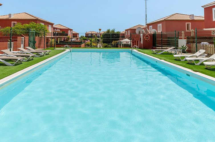 Vakantiehuis Private Terrasse, Schwimmbad, Parkplatz, Wi-Fi,