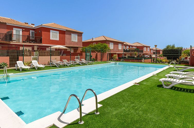 Vakantiehuis Private Terrasse, Schwimmbad, Parkplatz, Wi-Fi,