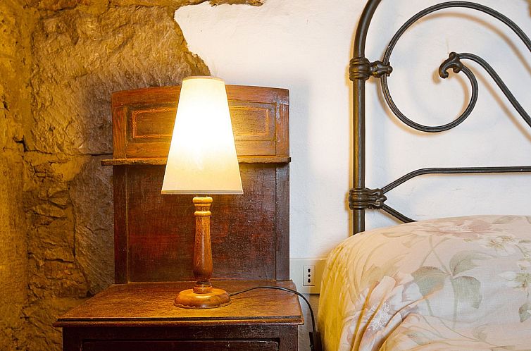 Vakantiehuis 250 Jahre altes Steinhaus mit zwei Terrassen in