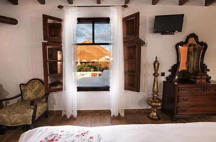 Vakantiehuis Exklusives Landhaus mit Garten und überdachter