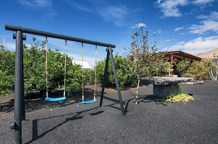 Vakantiehuis Exklusives Landhaus mit Garten und überdachter