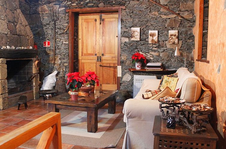 Vakantiehuis Freistehendes Ferienhaus La Maleza in La Palmit