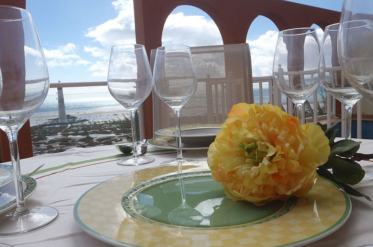 Appartement Luxuriöse Ferienwohnung mit Sonnenterrasse