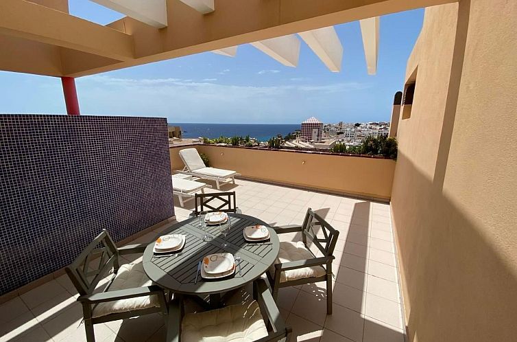 Appartement Schöne Wohnung mit Sonnenterrasse und Meerblick