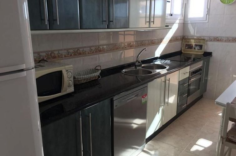 Appartement Schöne Wohnung mit Sonnenterrasse und Meerblick