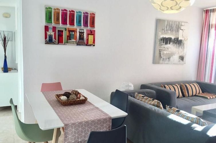 Appartement Schöne Wohnung mit Sonnenterrasse und Meerblick