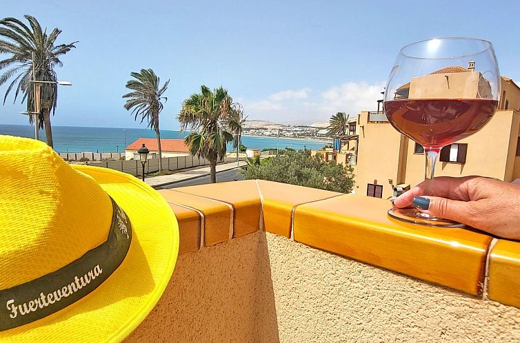 Appartement Schöne Ferienwohnung mit Terrasse und Meerblick