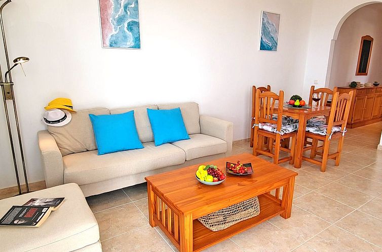 Appartement Schöne Ferienwohnung mit Terrasse und Meerblick