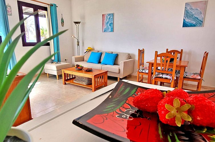 Appartement Schöne Ferienwohnung mit Terrasse und Meerblick