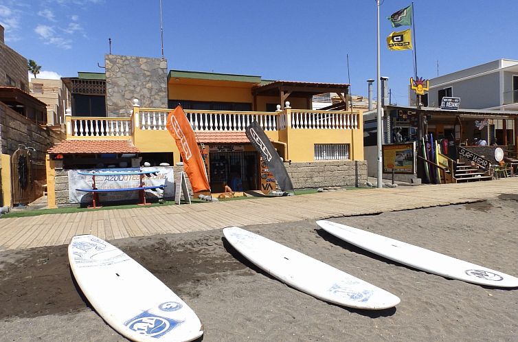 Vakantiehuis Haus mit Wifi und Terrasse direkt am Strand