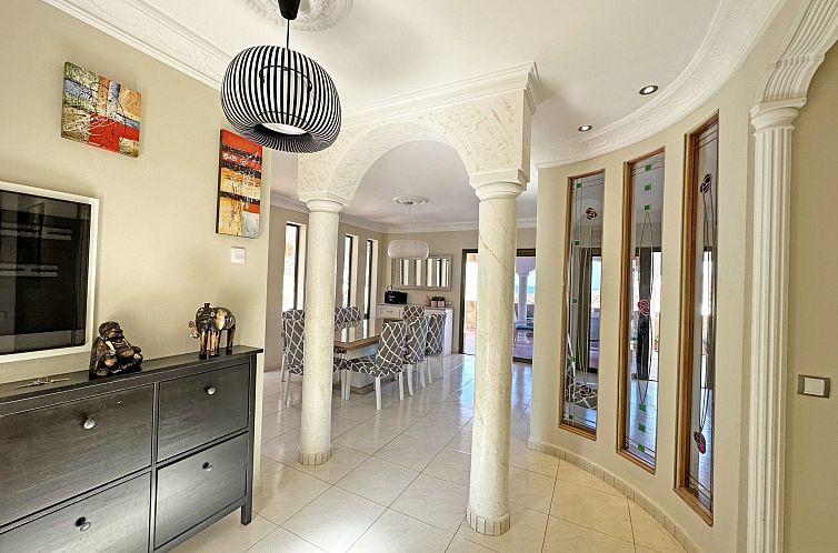 Vakantiehuis Luxus-Villa Lucia