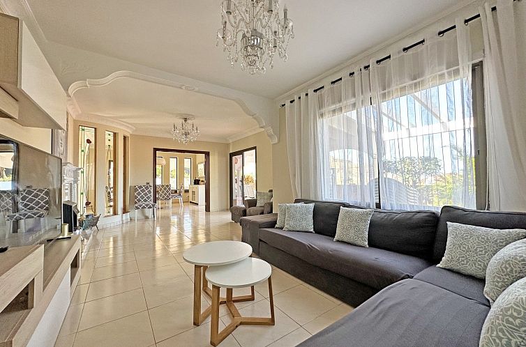Vakantiehuis Luxus-Villa Lucia