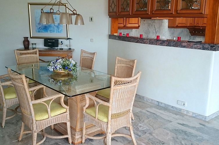 Vakantiehuis Villa mit Garten, Pool , Grill und Terrasse