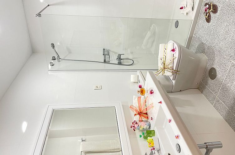 Appartement Touristenwohnung mit Wi-Fi