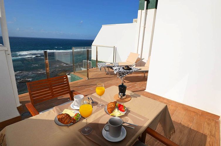 Appartement Wohnung mit privater Terrasse und Meerblick