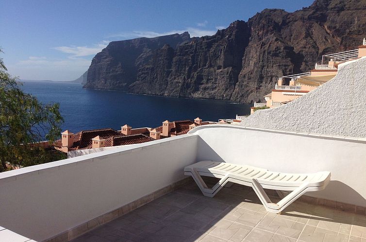Appartement Wohnung mit Aussicht, Terrasse und Schwimmbad