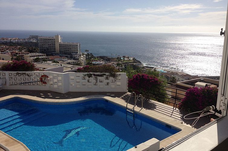Appartement Wohnung mit Aussicht, Terrasse und Schwimmbad