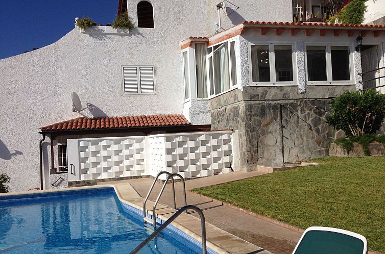 Appartement Wohnung mit Aussicht, Terrasse und Schwimmbad