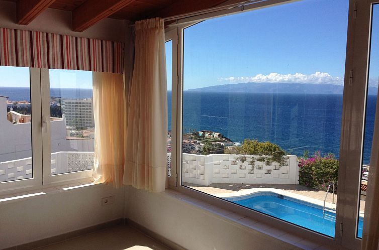 Appartement Wohnung mit Aussicht, Terrasse und Schwimmbad