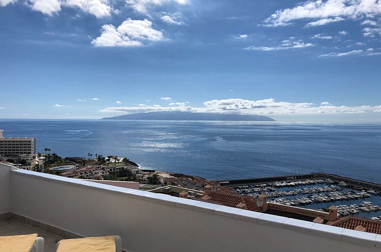Appartement Wohnung mit Aussicht, Terrasse und Schwimmbad