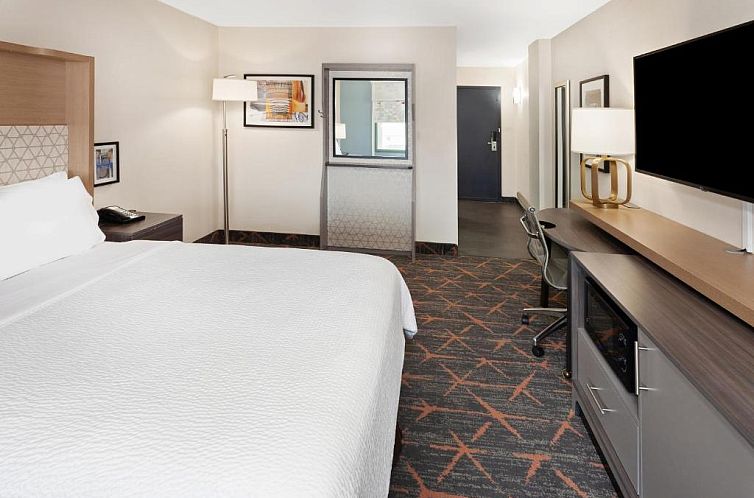 Holiday Inn Chicago/Oak Brook, an IHG Hotel