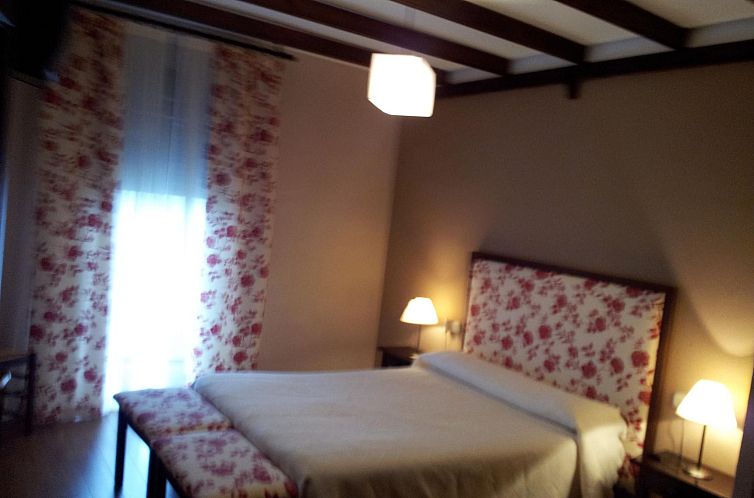 Appartement Wohnung in Sotoserrano mit Terrasse und Garten