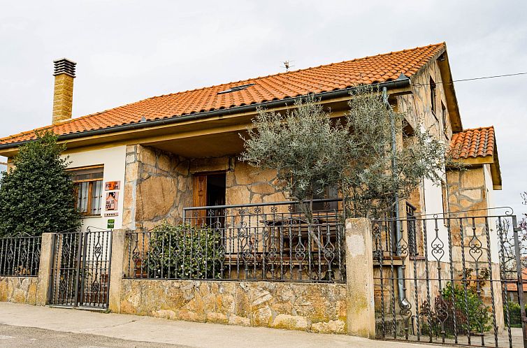 Vakantiehuis Sehr gepflegtes Ferienhaus im typisch spanische
